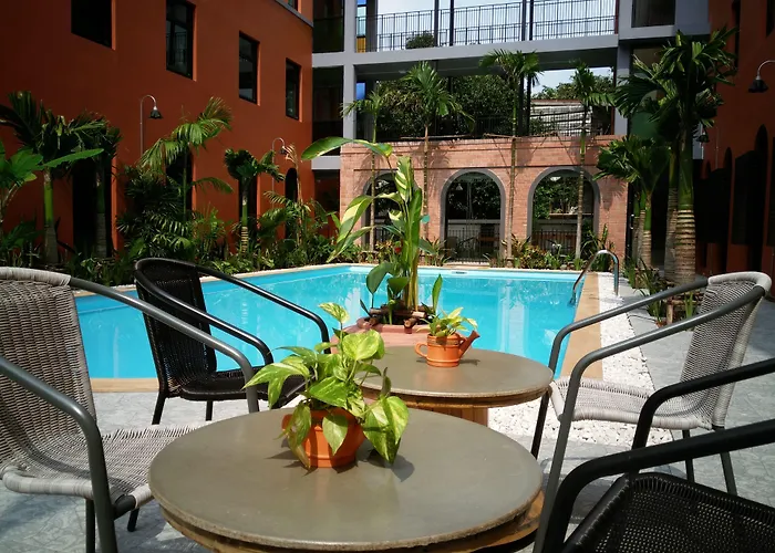 Baansuanprannok Hotel