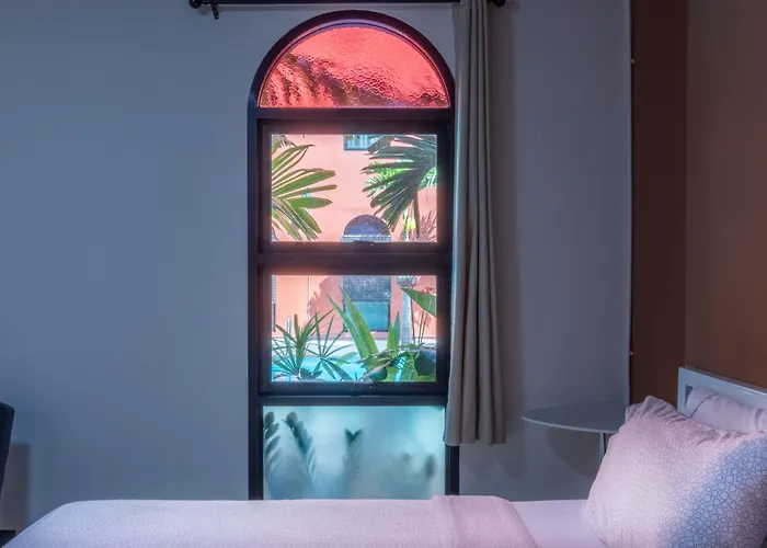 Baansuanprannok Hotel 4*